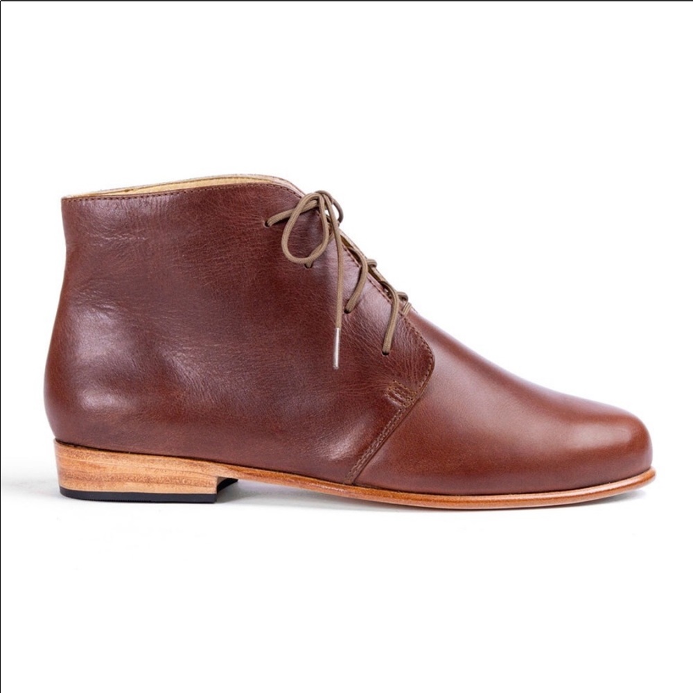 Nisolo Harper Chukka Boots in Brandy size 7.5